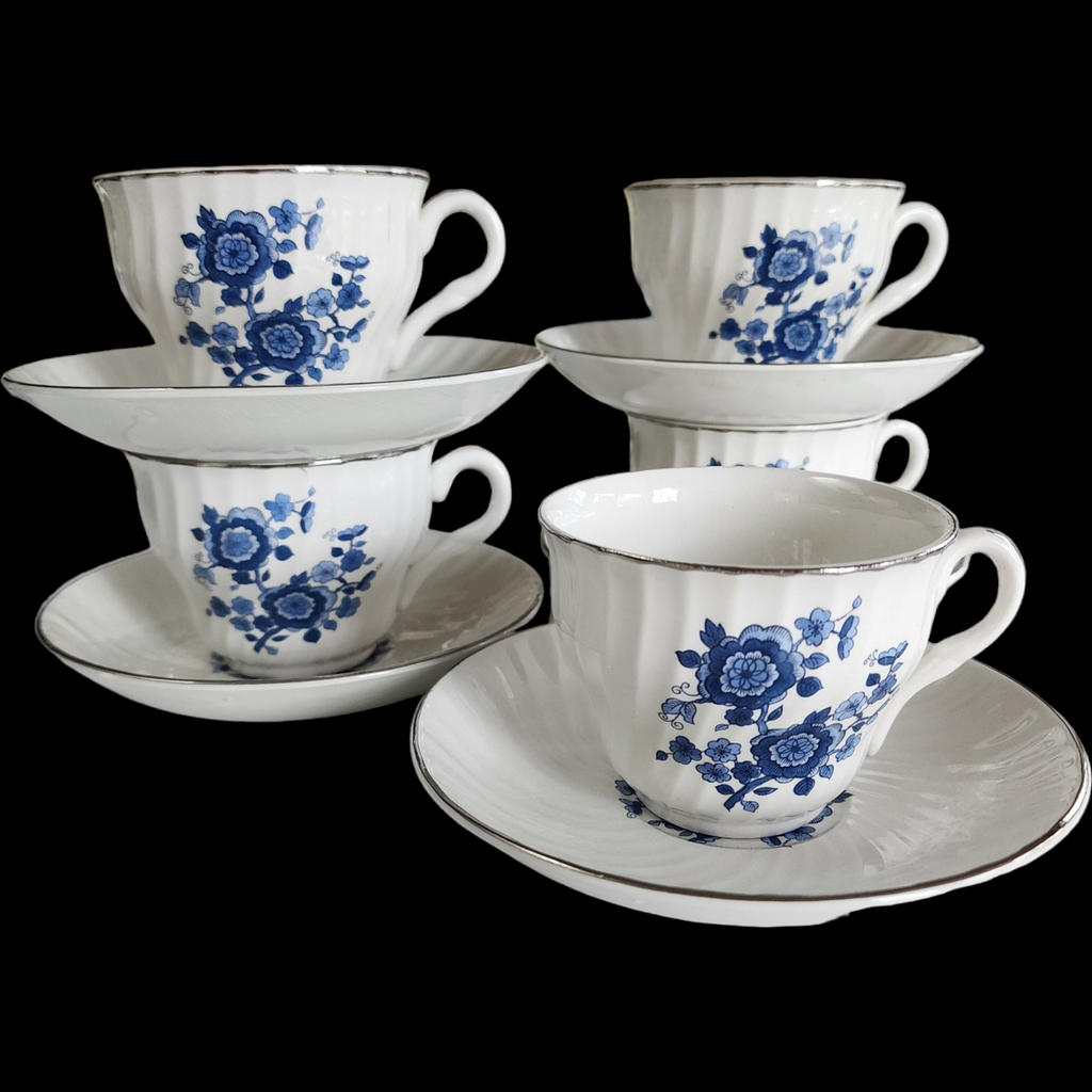 Wedgwood Royal Blue Floral Center Swirled Rim Flat Cup & Saucer Set of 5