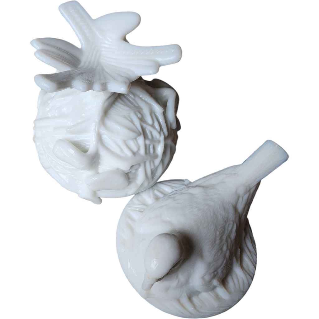 Westmoreland Milk Glass Robin Nest & Lid Dish