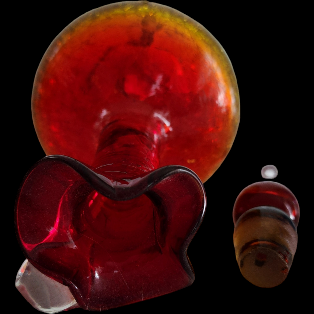 10" Williamsburg Co. Va Crackle Glass Handblown Amberina Creut Decanter
