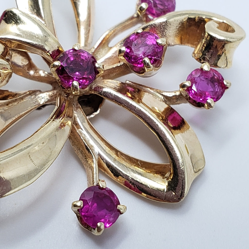 Vintage 2ct Ruby Dangling Earrings In Gold