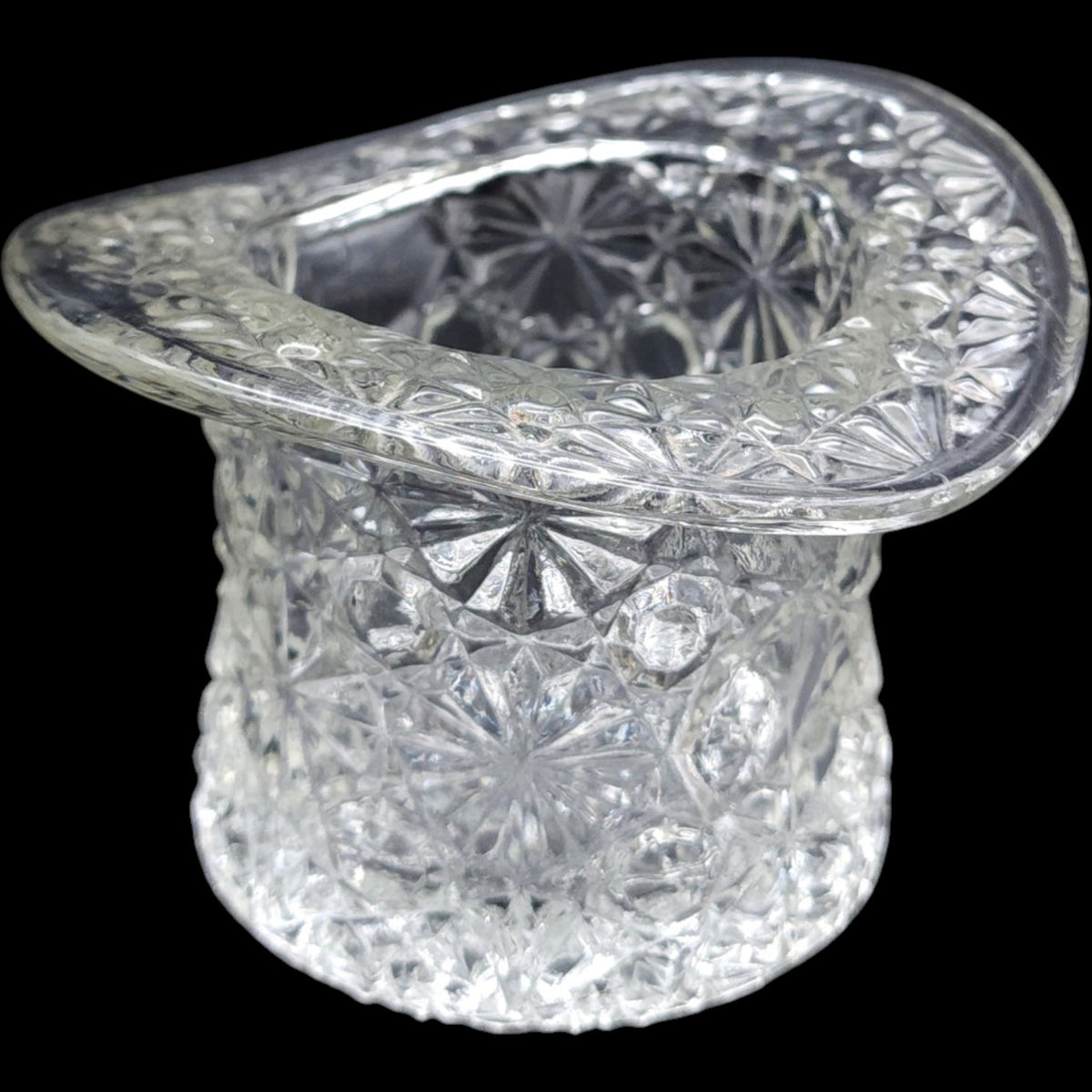 Indiana Glass Daisy and Button Clear Top Hat Vase